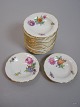 R.C. 493/1505 
Let saksisk 
Blomst 
Smørskåle 
2. Sort. før 
1890 fin stand  
D: 7,5 cm.