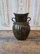 Just Andersen 
vase i 
Diskometal 
Stemplet: Just 
Andersen - D132
Højde 18,5 cm.
Fremstår med 
...