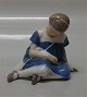 Bing & Grøndahl 
B&G 1526 Lille 
pige Ingeborg 
Plockross 
Irminger  11 cm 
Royal 
Copenhagen Kgl. 
# ...