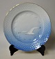 Bing & Grøndahl 
Seagull set 
with gold rim, 
dinner plate. 
325. 20th 
century 
Copenhagen, 
Denmark. ...