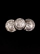 Brooch of 3 
shilling coins