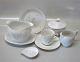 VENUS: Bing & 
Grondahl 
Tableware. 
White porcelain 
form 676 with 
gold rim. 
Decorated with 
wheat ...