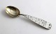 Michelsen. 
Juleske 1945. 
Sterling (925). 
Design Erik 
Herløw
