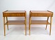 Sæt af natborde 
på ben med 
skuffe og 
hylde, 
fremstillet af 
AB Carlström & 
Co møbelfabrik 
i ...