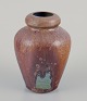 French 
ceramicist.
Small unique 
ceramic vase.
Crystal glaze.
1960/70s.
Indistinctly 
...