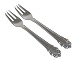 Georg Jensen 
Liljekonval 
sterlingsølv, 
salatgaffel.
Disse er 
produceret 
efter 1945.
Længde ...