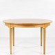 Hans J. Wegner 
/ Fritz Hansen
Rundt 'Kina' 
spisebord i ...