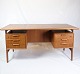 Dette 
skrivebord, 
kendt som Model 
75, er en 
udmærket 
repræsentation 
af dansk 
møbelhåndværk 
fra ...