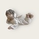 Lladro figur, 
Liggende engel, 
15cm bred 
*Perfekt stand*