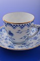 Bing & Gröndahl 
Dickens mit 
Goldrand  
Kaffeetasse 305