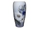 Royal Copenhagen
Vase with blue and white flowers