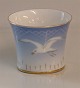 3 pcs in stock
Bing & 
Grondahl 
Copenhagen 
Dinnerware 
Seagull with 
gold. 219 Vase 
7 cm / 2-7/8" 
...
