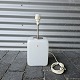Bordlampe i 
mundblæst glas, 
størrelse Stor
Model Kubus
Producent 
Holmegaard
Opal hvid ...