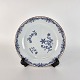 Kagetallerken 
af porcelæn fra 
serien 
Ostindia, 
Rørstrand.
Formgiver Anna 
Lerinder & Nils 
Emil ...