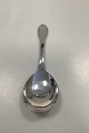 Georg Jensen 
Sølv 
Liljekonval 
Mellem 
Serveringsske 
No 113
Måler 22,5cm / 
8.86 inch