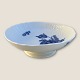 Royal 
Copenhagen, 
Curved blue 
flower, Bowl on 
foot #10/ 1532, 
17.5cm in 
diameter, 2nd 
sorting ...