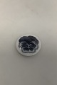Royal 
Copenhagen Art 
Nouveau Button 
No 238 / 7
Measures 2,5cm 
/ 0.98 inch
Has small chip