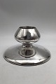 A. F. Rasmussen 
Sterling Sølv 
Lysestage No. 
220A Måler H 8 
cm.(3.15 inch) 
Diam 14 
cm.(5.51 inch) 
...