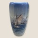 Royal 
Copenhagen, 
Vase #2609/ 
1049, 23cm høj, 
13cm i  
diameter, 
1.sortering 
*Perfekt stand*