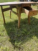 Gammelt 
Klapbord i 
Massiv fyrtræ. 
Det har 
brugsspor.
Højde: 60 cm. 
Bredde: 40 cm. 
Dybde: 86 cm. 
...
