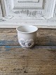 B&G lille vase 
dekoreret med 
stedmoderblomster 

No. 8569/601A, 
1. sortering
Højde 6 cm.