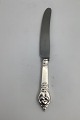 Evald Nielsen 
No. 2 Kniv i 
Sølv og 
Rustfrit Stål. 
Måler 22cm / 
8.66 inch
