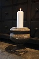 Gammel fransk 
krukke 
(Lysestage til 
bloklys) i 
massiv marmor 
med en SUPER 
fin patina. 
(MEGET ...