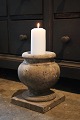 Gammel fransk 
krukke 
(Lysestage til 
bloklys) 
i massiv 
marmor med en 
SUPER fin 
patina. 
(MEGET ...