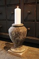 Gammel fransk 
krukke 
(Lysestage til 
bloklys) 
i massiv 
marmor med en 
SUPER fin 
patina. 
(MEGET ...