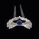 Johs. Svinth. 
Tiara / Diadem 
med sølv og 
Lapis Lazuli.
Tegnet og 
udført hos 
Johs. Svinth - 
...