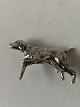 Broche i 
sterling sølv 
Hund
Stemplet 925S
Måler 3,5 cm 
længde
Højde 2,0 cm
Se desuden ...