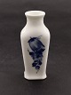 Royal 
Copenhagen blue 
flower vase 
8256 H 13 cm. 
1st sorting 
subject no. 
588649