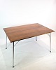Spisebord/cafebord 
i palisander 
med forkromet 
stålstel, 
designet af 
Arne Jacobsen 
for Fritz ...