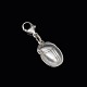 Georg Jensen. 
Skarabæ charm i 
sterlingsølv - 
Harald Nielsen.
Tegnet af 
Harald Nielsen 
1892 - ...