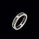 Erik Ingomar 
Vangsgaard. 
Ring i 
sterlingsølv 
med guld og 
brillant. 
0.03ct.
Tegnet og 
udført hos ...