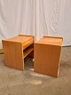 2 Natskabe i 
fineret 
bøgetræ, fra 
1990erne.
De har 
brugsspor.
Højde 50cm 
Bredde 50cm 
Dybde 37cm
