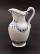 Bing & Grøndahl 
empire large 
jug 23.5 cm. 
1st sorting 
item no 592114