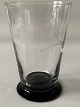 Øl glas Rio/Lis 
Med sort fod 
Kastrup 
Glasværk
Højde 11,2 cm
Pæn og 
velholdt stand.
Se vores ...