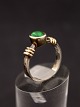 Sterling silver 
ring size 51-52 
with green 
stone item no. 
593048