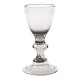 Norsk glas med 
flot mørk sats. 
Nøstetangen ca. 
år 1770. ...