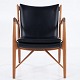 H: 86 cm.
Seat height: 
45 cm.
W: 66 cm.
D: 75 cm.
