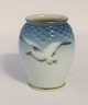 Bing & 
Grondahl. 
Seagull with 
gold. Vase. 
Model 208. 
Height 6.7 cm. 
(2. quality)