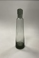 Holmegaard 
Karaffel Grå  / 
Smoke
Måler 29,8cm / 
11.73 inch
