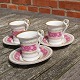 Vieux Paris 
porcelæn med 
guldkanter fra 
Frankrig.
Sæt = 3 
espressokopper 
eller 
mokkakopper med 
...