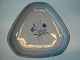 Bing & Grondahl 
Demeter, 
(Cornflower) 
Triangular 
Cake dish
Decoration 
number 40
Size ...