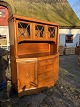 Buffet i 
egetræ, fra ca 
1920'erne.
Det står i pæn 
brugt stand.
Højde 180 cm. 
Bredde 144 cm. 
...