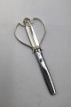 Georg Jensen 
Sterling Silver 
/ Steel 
Acanthus Grape 
Shears No. 254 
Measures 13 cm 
(5.11 inch)