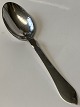 Middagsske 
Antik Nr. 4 / 
Continental 4.
Georg Jensen.
Længde 19,3 
cm.
Velholdt stand
Alt ...