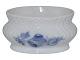 Royal 
Copenhagen Blue 
Flower Curved, 
saltjar.
The factory 
mark tells, 
that this was 
produced ...