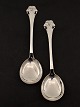 Tretårnet sølv 
serverings 
skeer med 
sommerfugl L. 
15,5 cm. emne 
nr. 603282